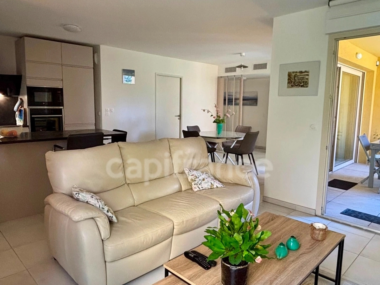 Appartement à vendre - 4 pièces - 88m2 - Hyères (83400)