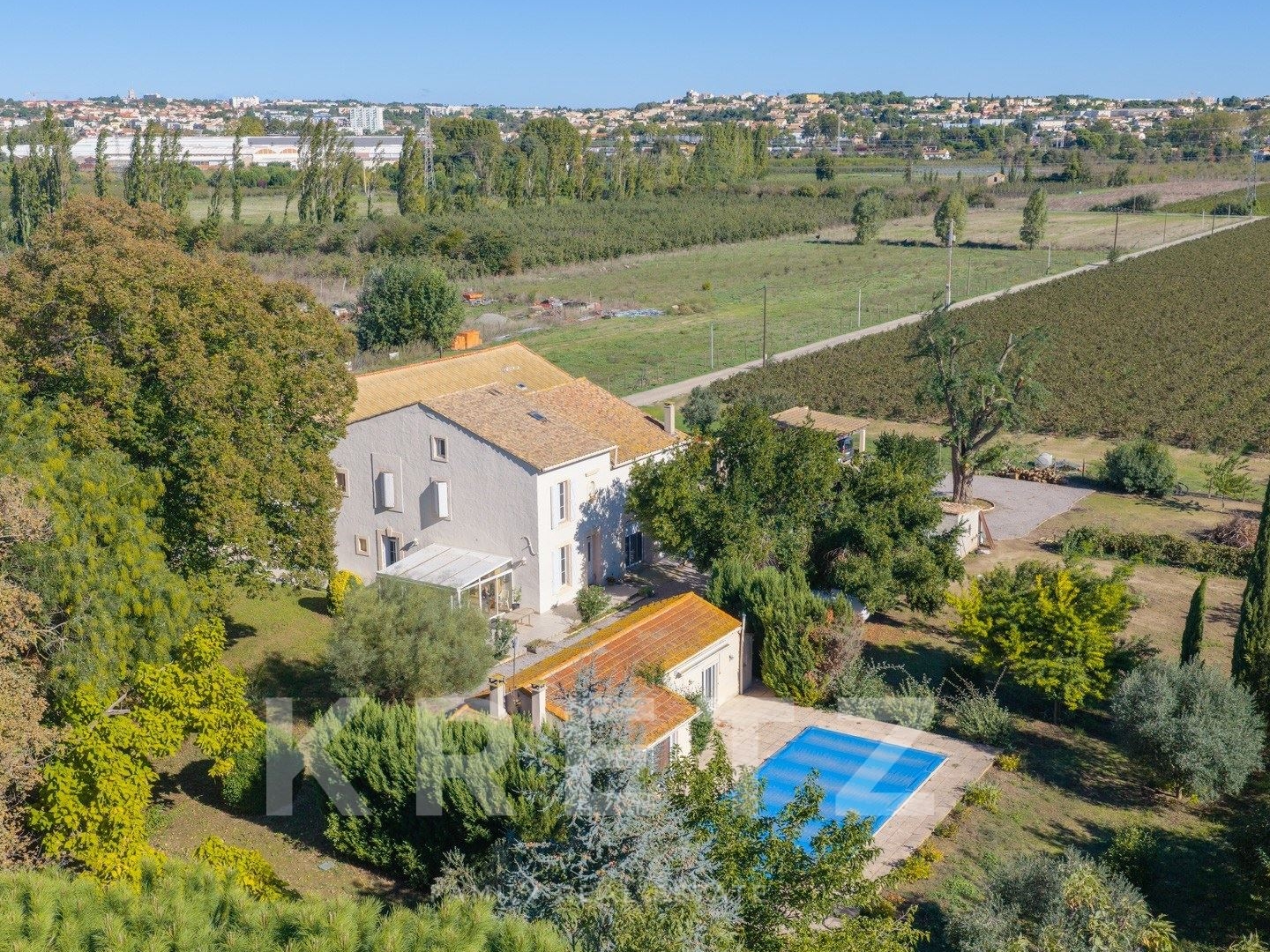 Maison à vendre - 16 pièces - 390m2 - Béziers (34500)