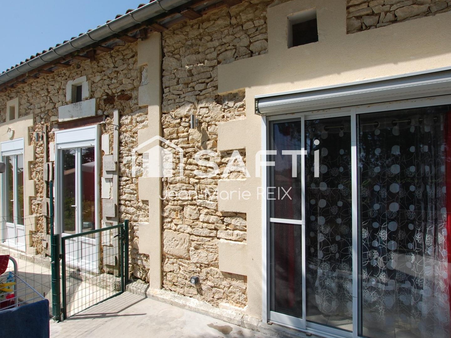 Maison en pierre rénovée de 160 m² - 5 chambres - Calme et confort à 35 min de Bordeaux