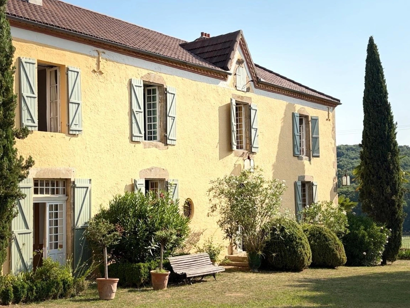 Propriété 12 pièces 400 m²