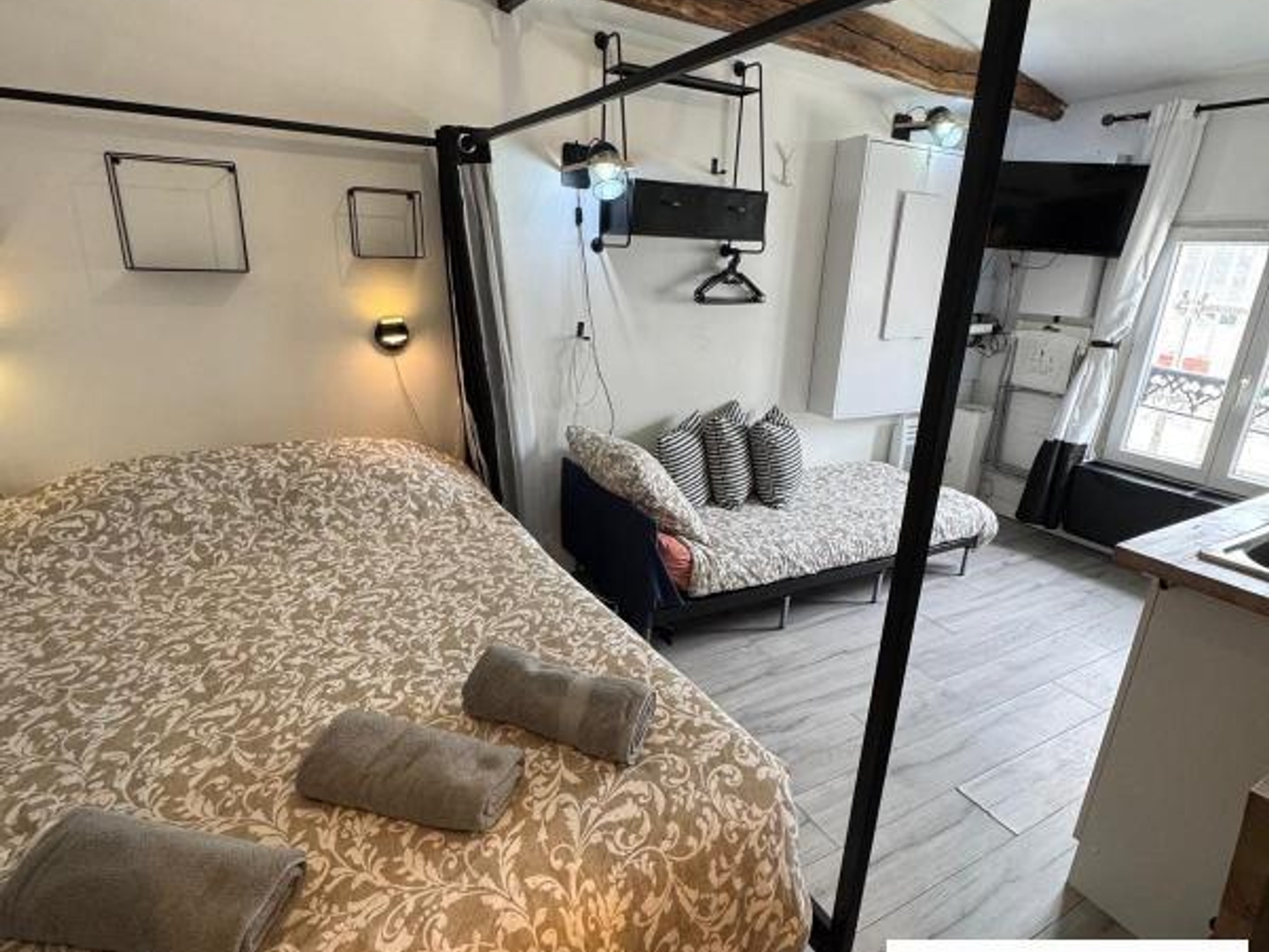 Appartement à vendre - 1 pièce - 15m2 - Paris 10e (75010)