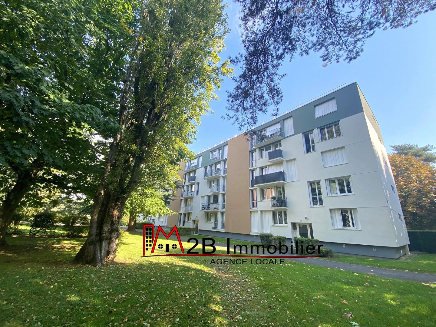 LAGNY - F2 AVEC CAVE ET PARKING