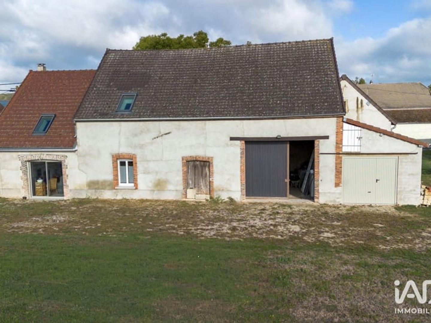 Maison à vendre - 5 pièces - 137m2 - Vert-Toulon (51130)