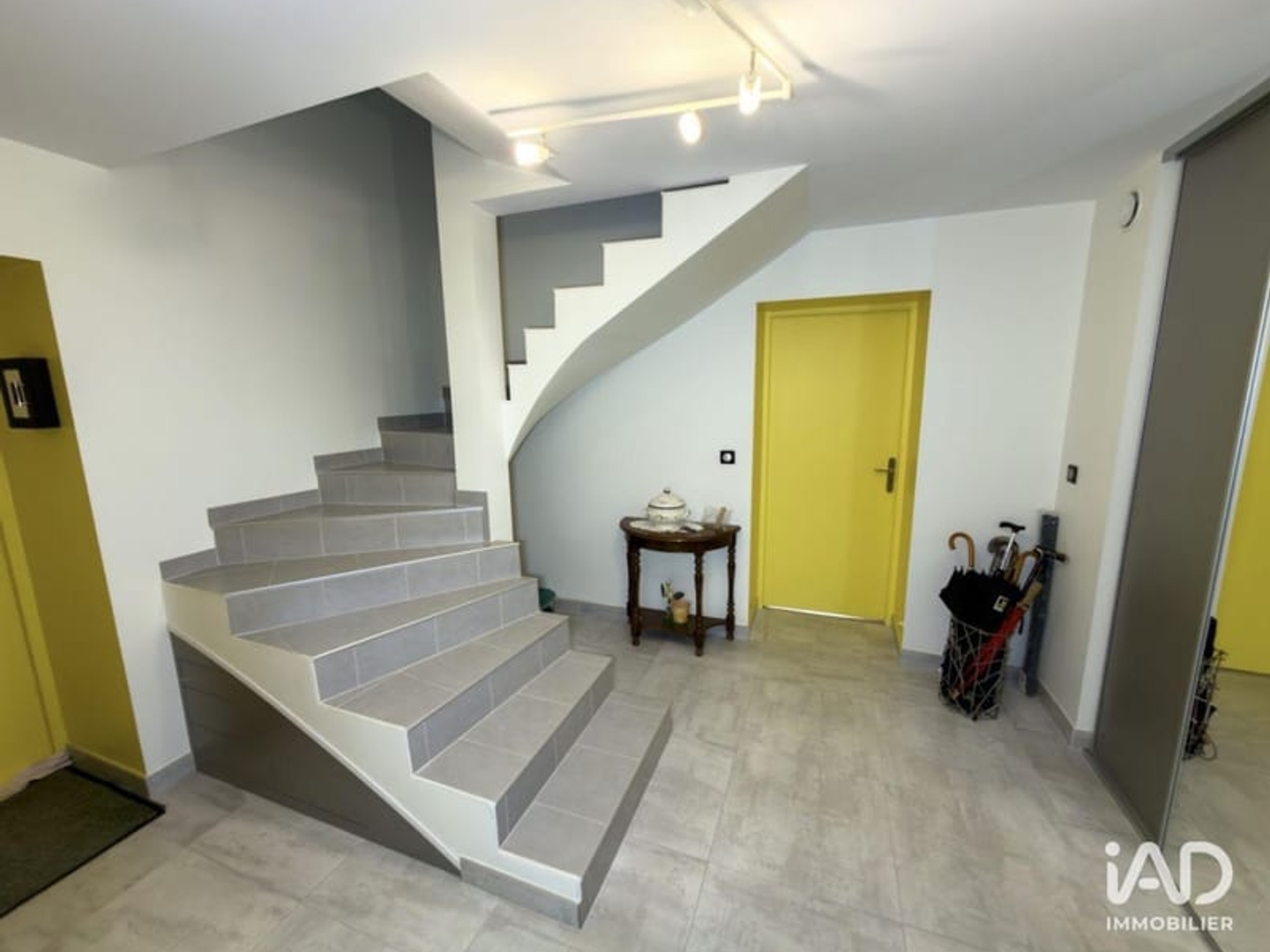 Maison à vendre - 5 pièces - 137m2 - Vert-Toulon (51130)