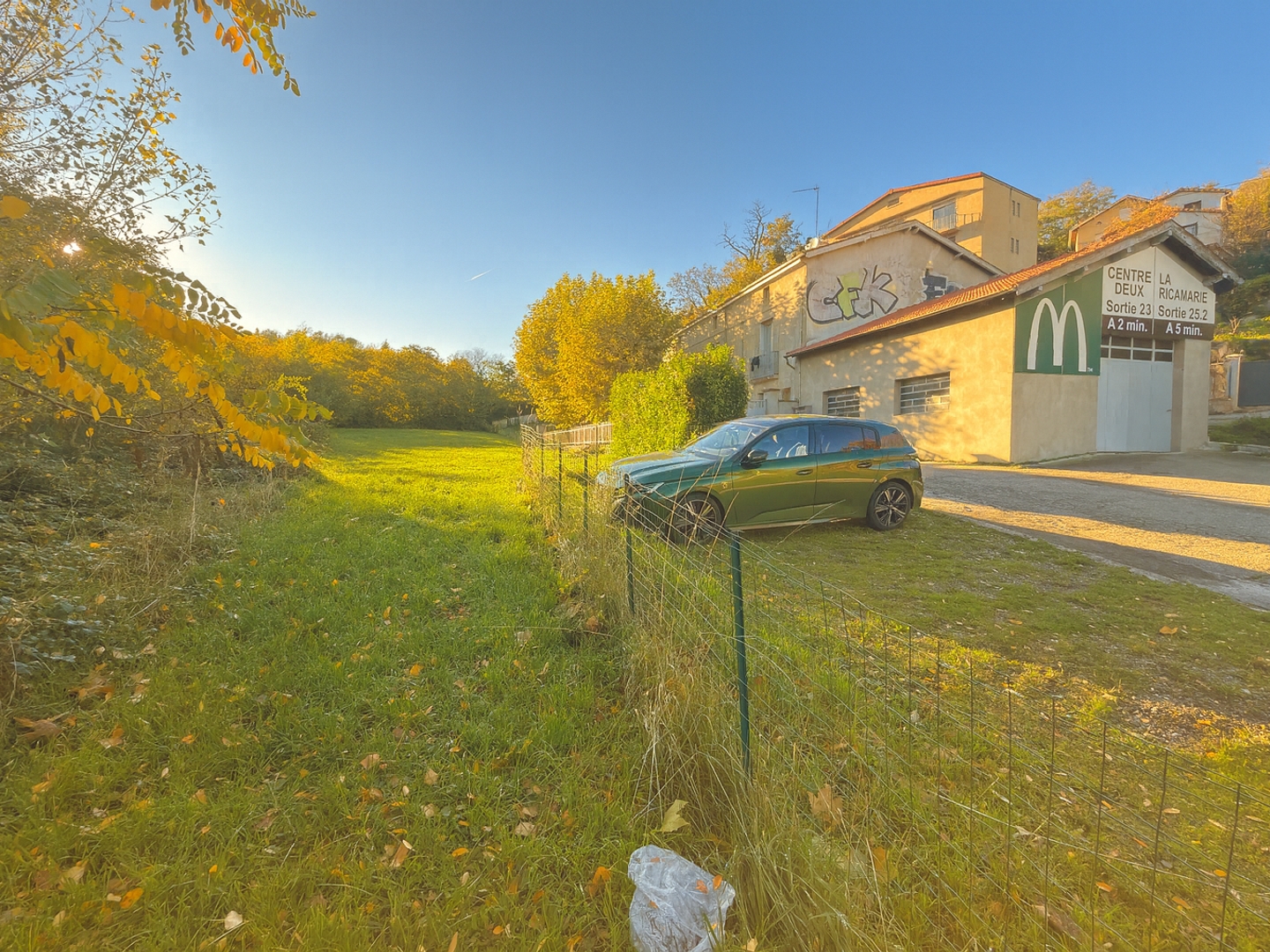Immeuble à vendre - 322m2 - Saint-Étienne (42100)