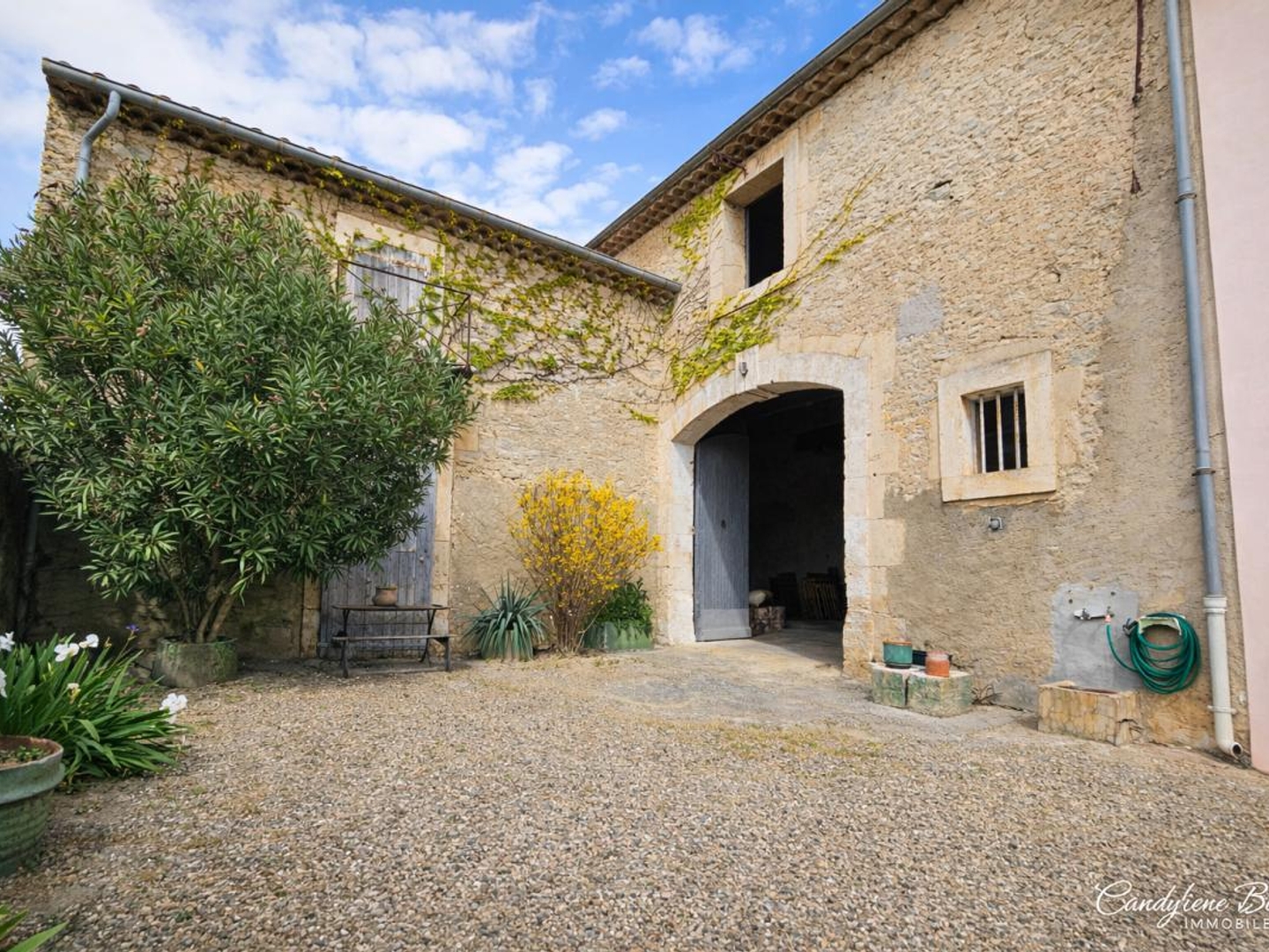 Maison à vendre - 5 pièces - 122m2 - Maureilhan (34370)