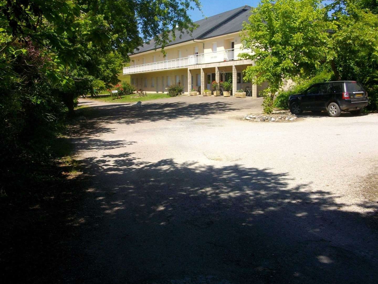 À vendre hôtel ** de 21 chambres proche de Brive