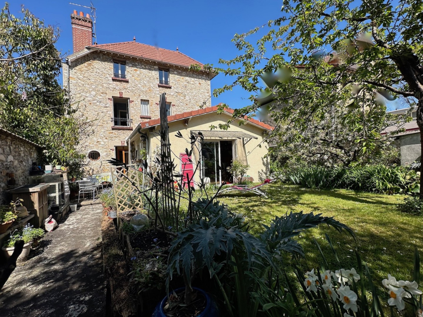 Belle maison meulière familiale en centre ville