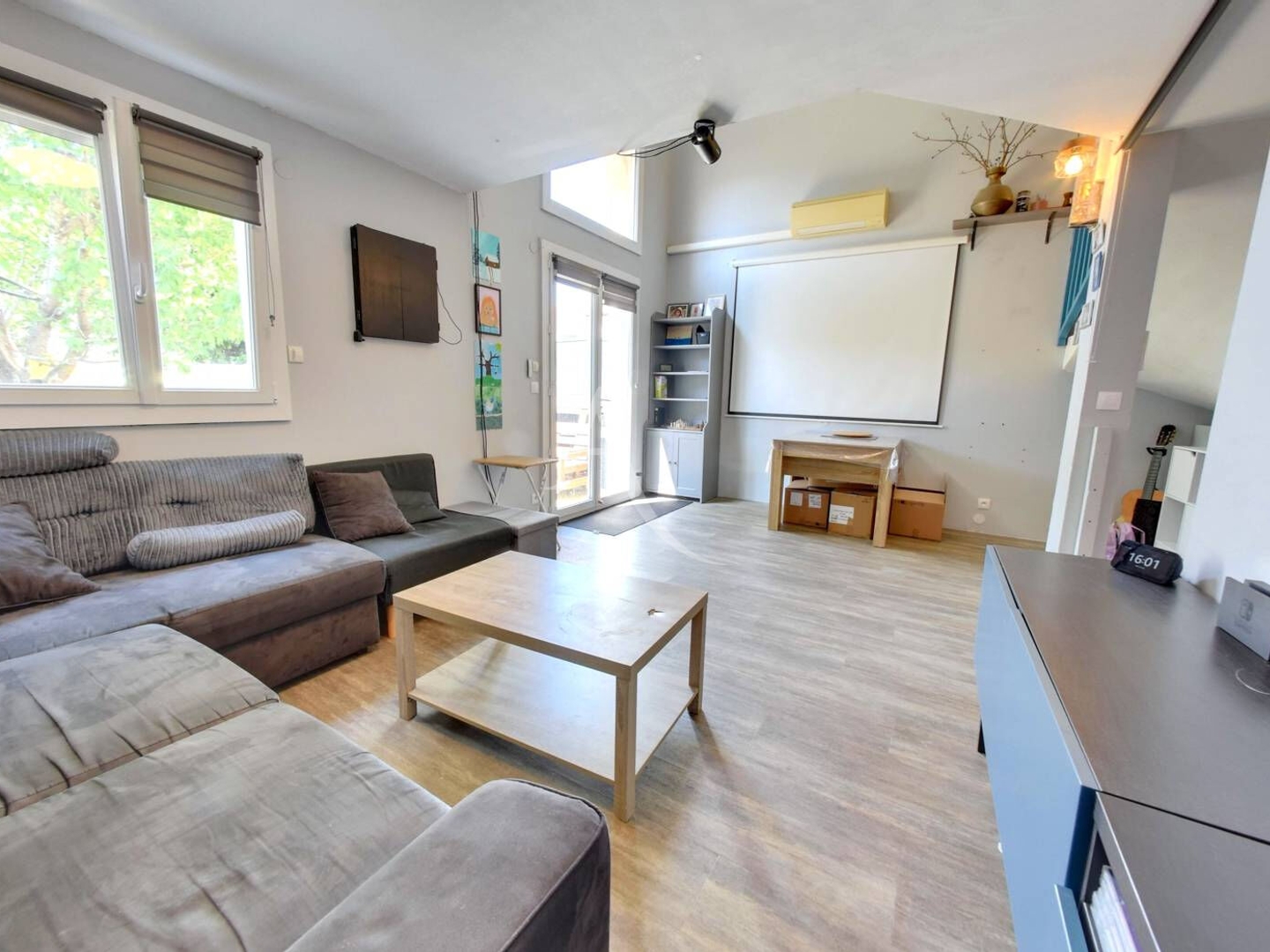 Maison à vendre - 6 pièces - 107m2 - Roissy-En-Brie (77680)