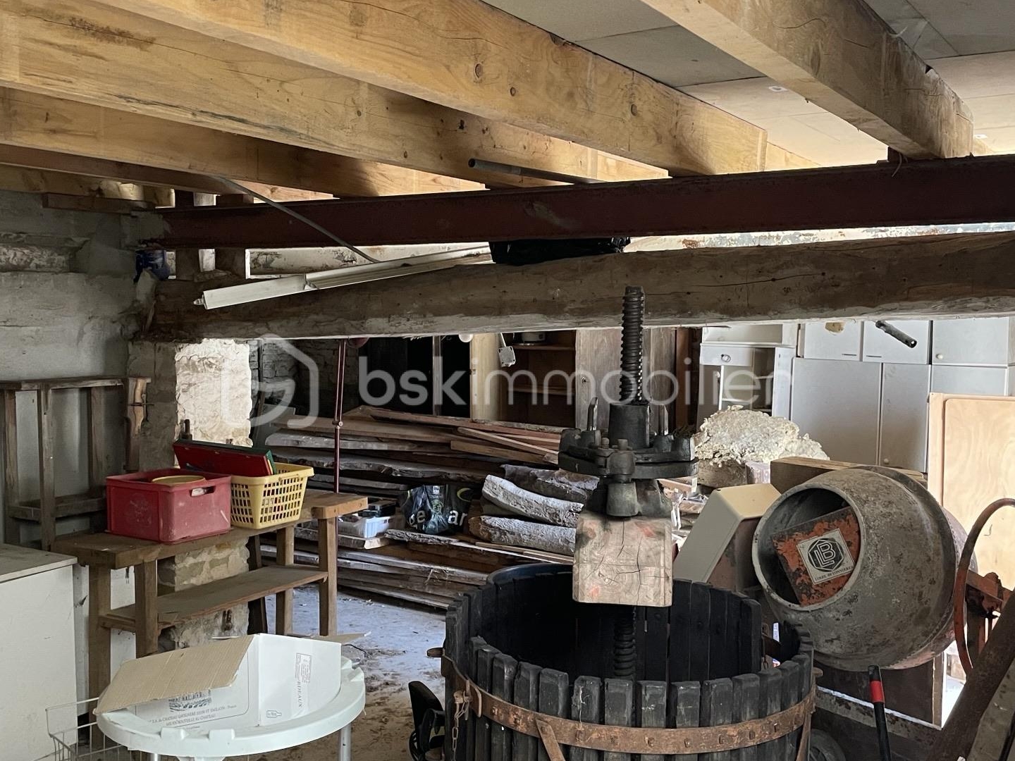 Maison à vendre - 6 pièces - 240m2 - Vérines (17540)
