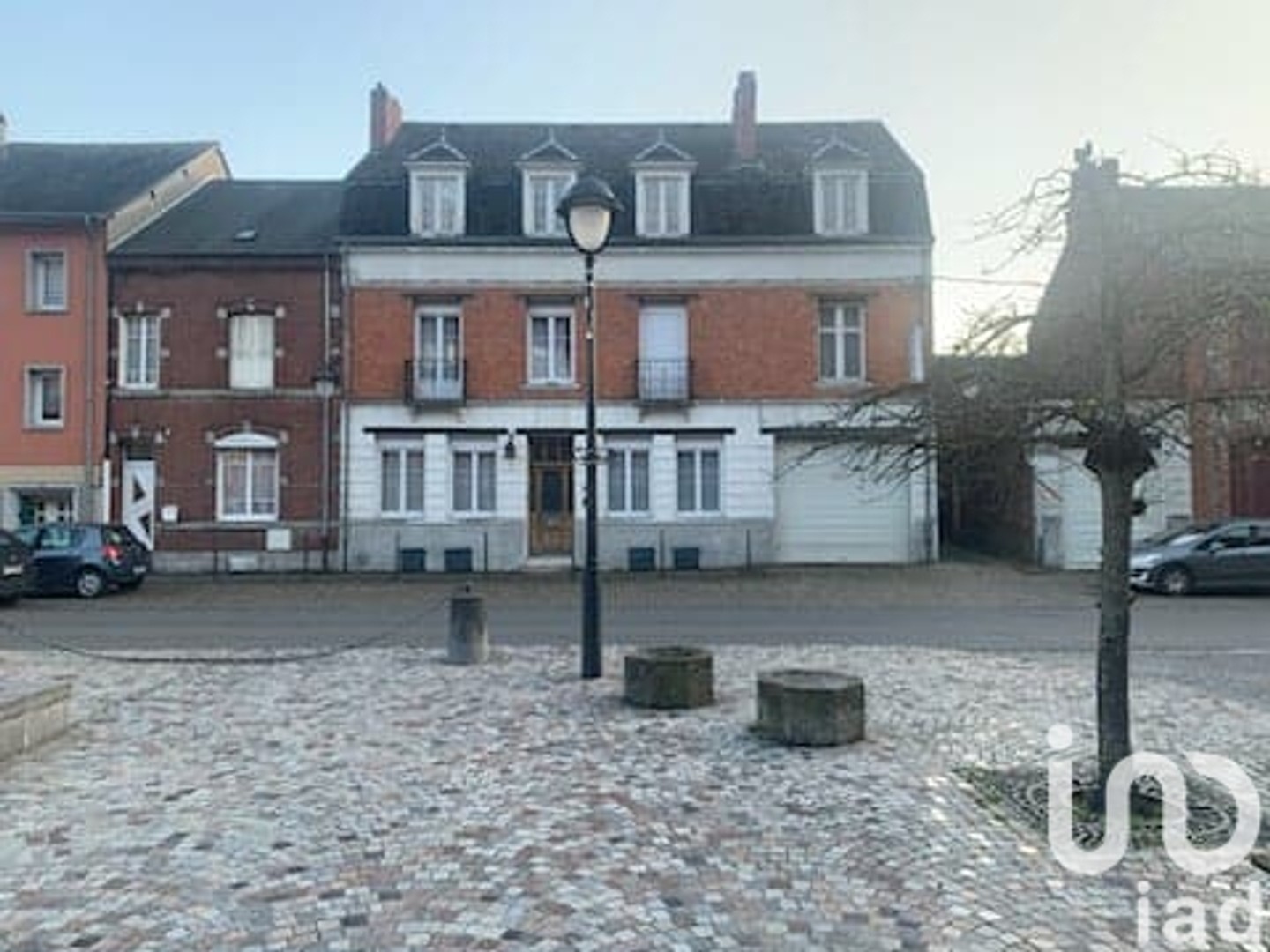 Maison avec appartements 540 m²