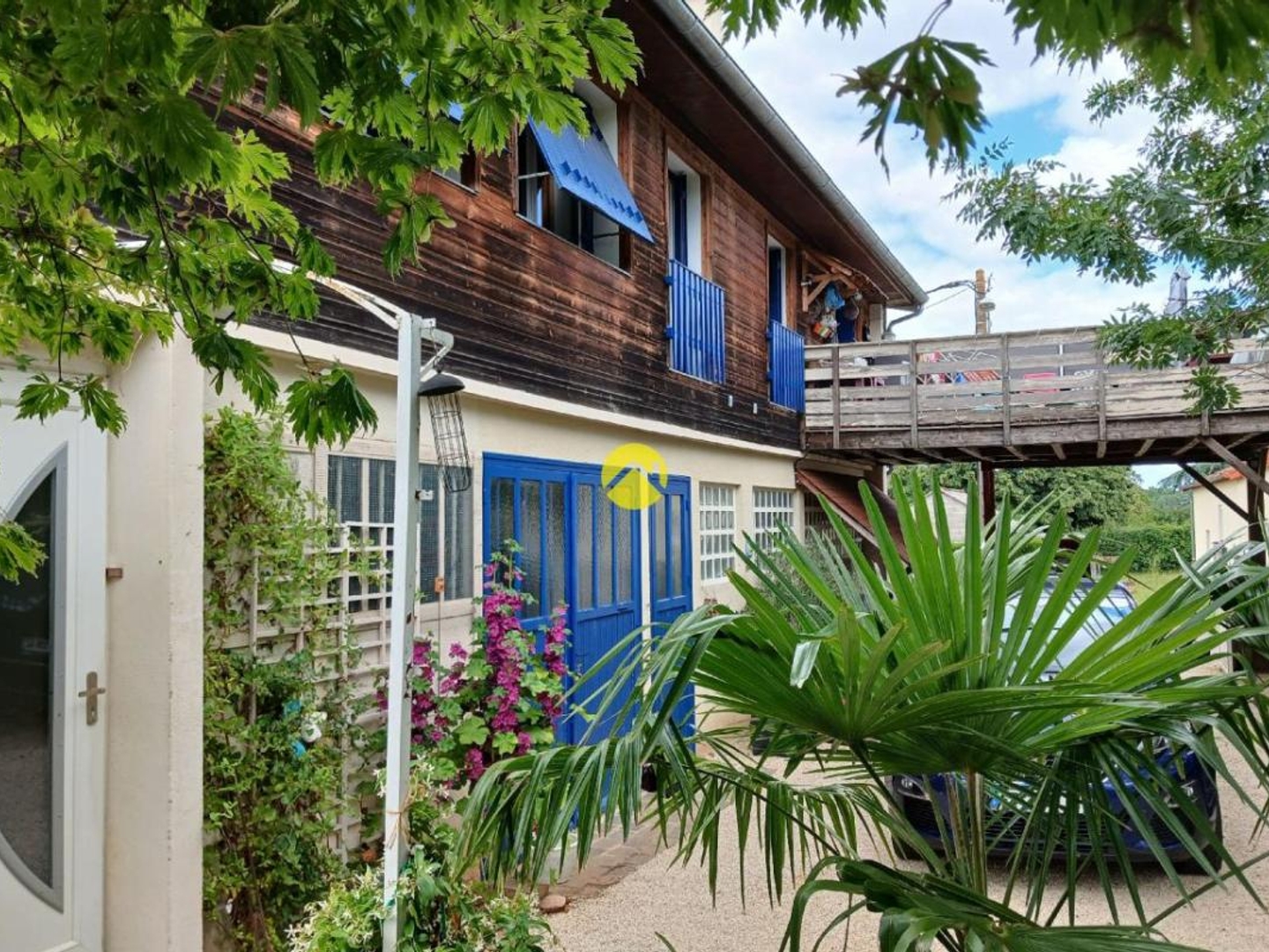 2 maisons et grands garages