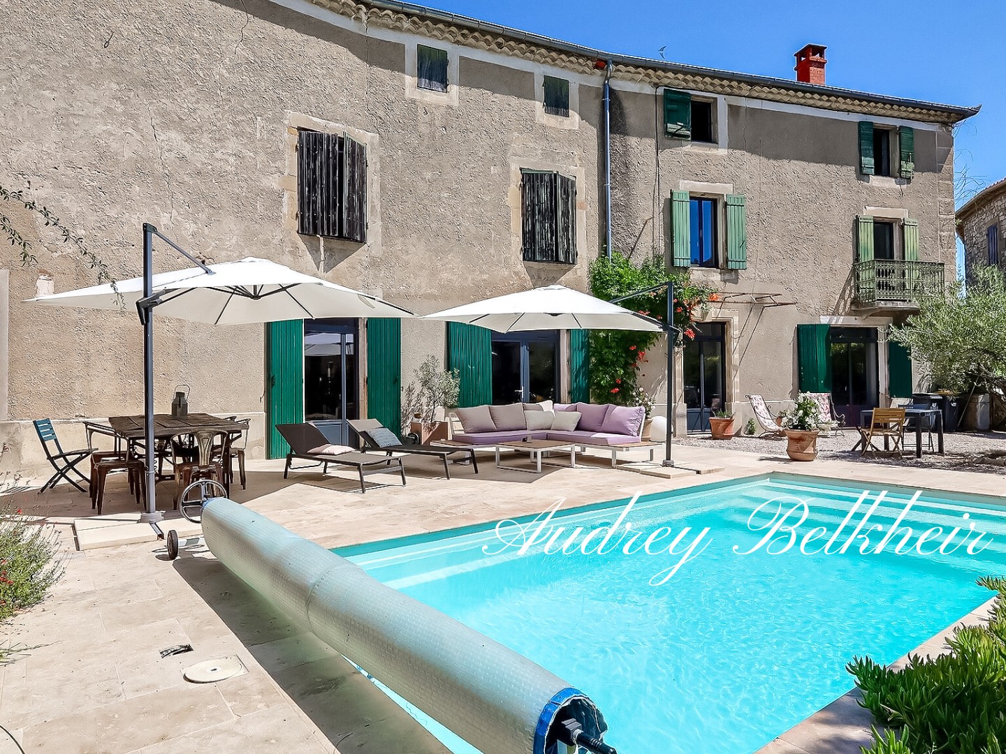 Maison 12 pièces 300 m²