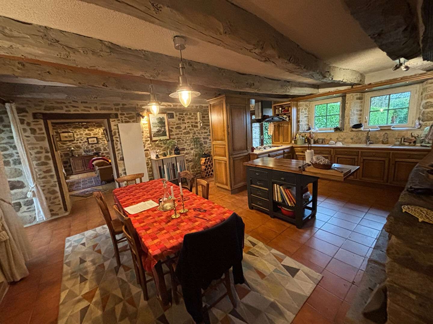 Maison 5 pièces 212 m²