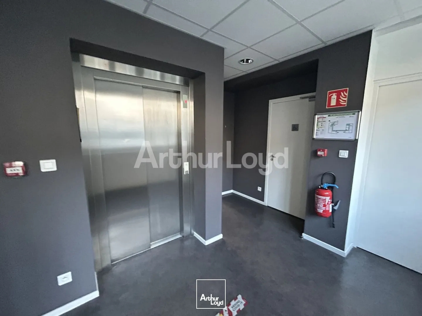 Immeuble à vendre - 1322m2 - Valenciennes (59300)