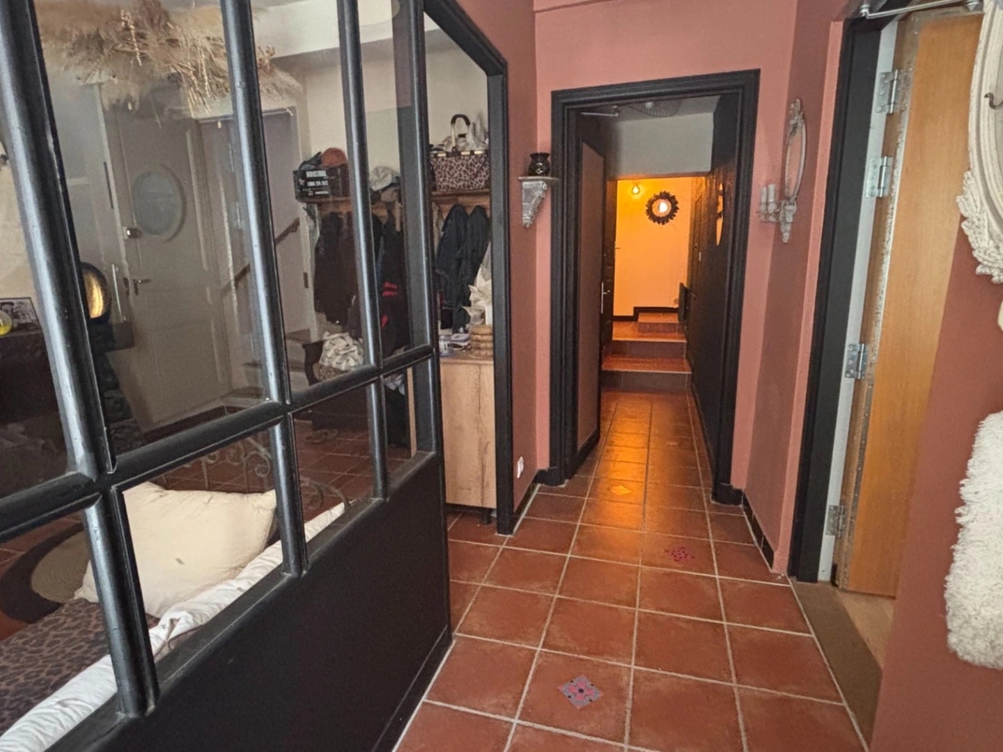 Maison à vendre - 7 pièces - 286m2 - Pouzolles (34480)