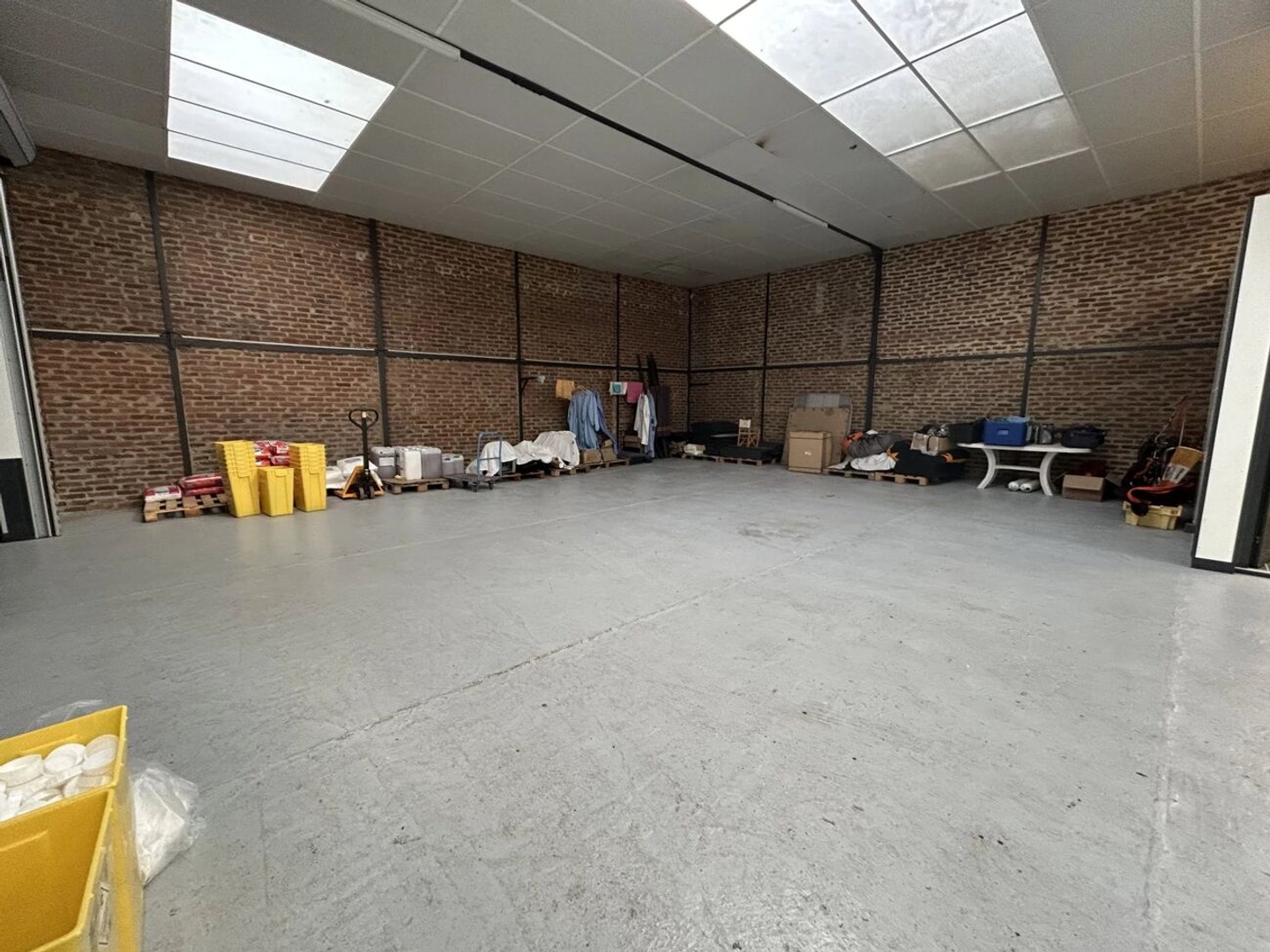 Magasin à vendre - 9 pièces - 351m2 - Saint-Quentin (02100)