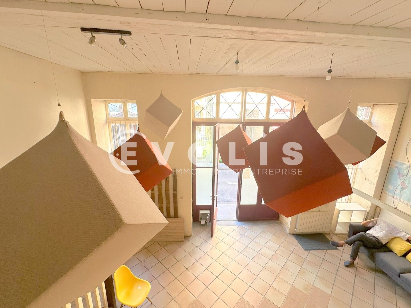 Locaux à vendre - 104m2 - Bordeaux (33000)