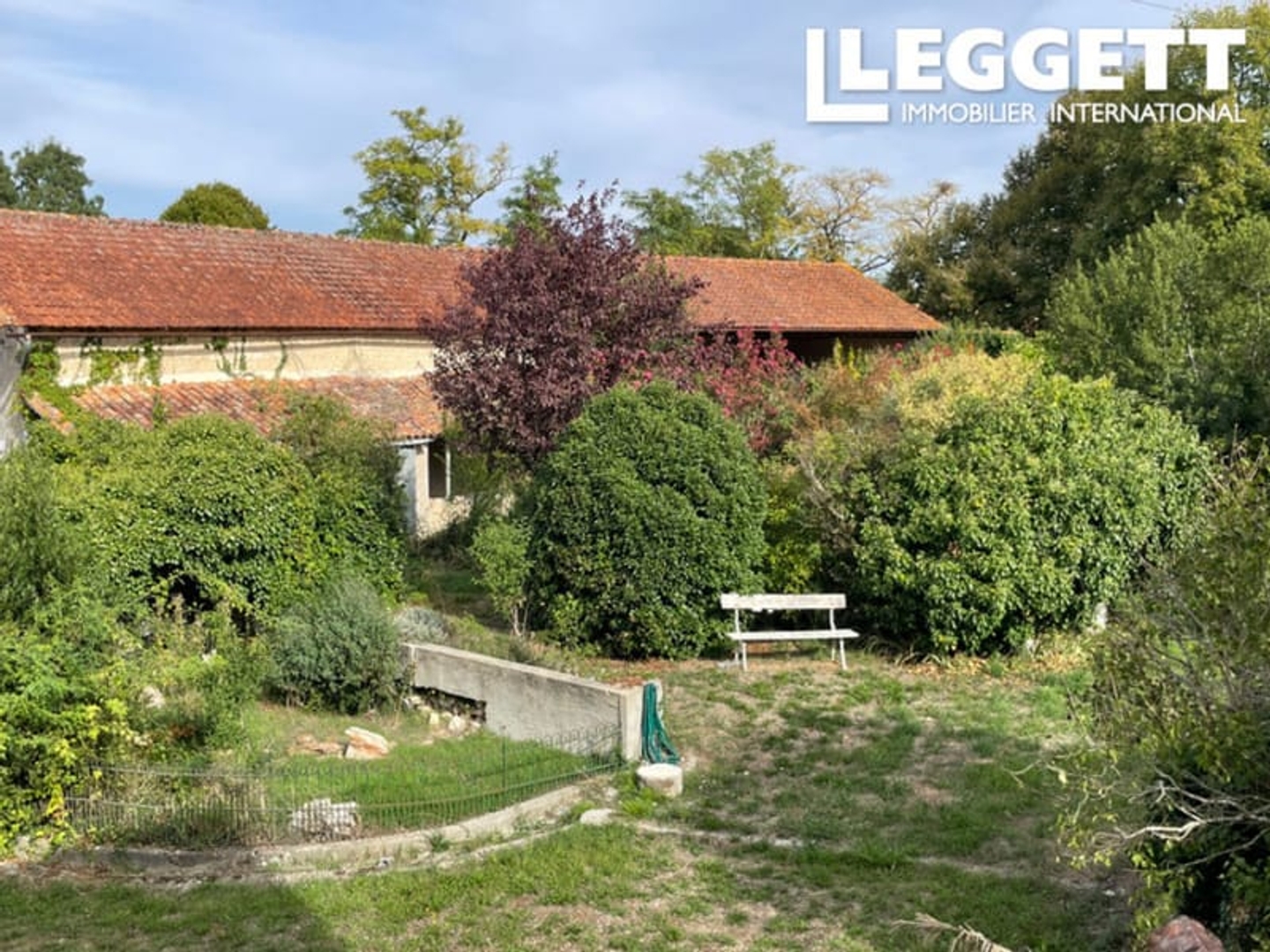 Maison à vendre - 10 pièces - 210m2 - Marcillac-Lanville (16140)