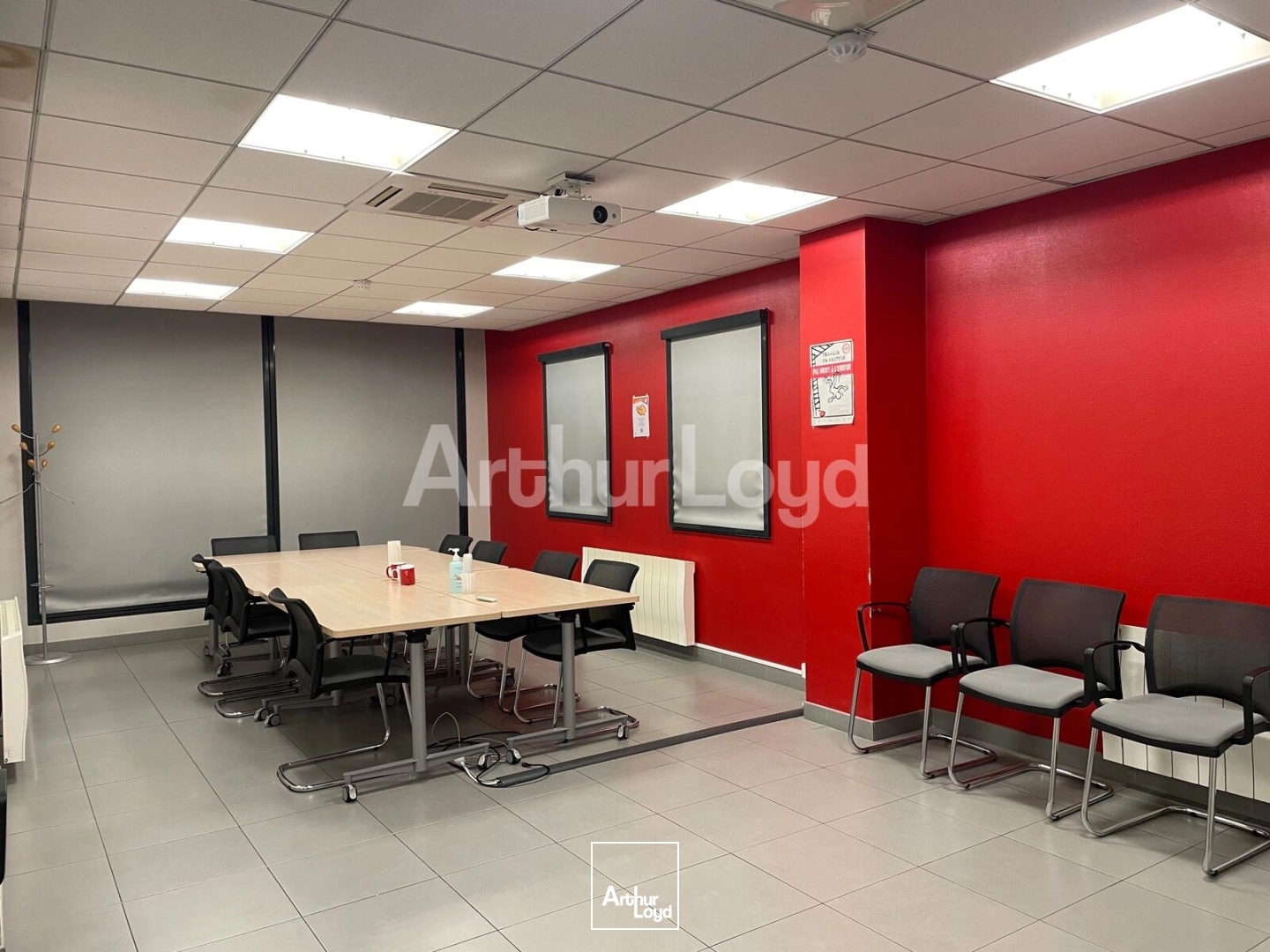 Locaux à vendre - 1540m2 - Monchy-Le-Preux (62118)