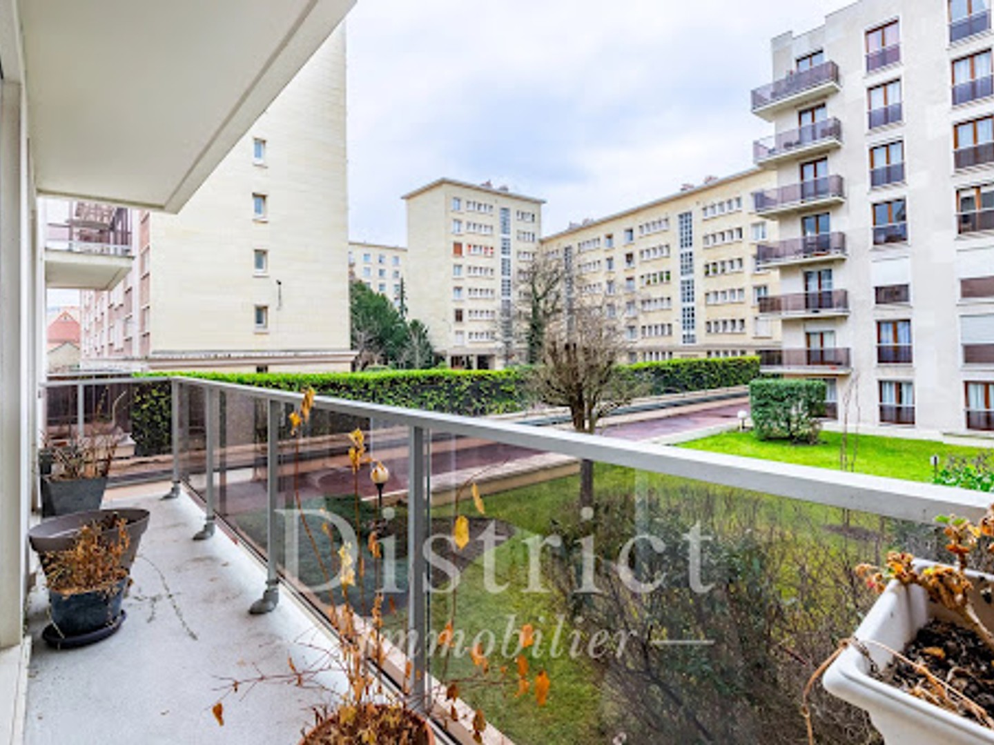 Appartement à vendre - 4 pièces - 81m2 - Paris 15e (75015)