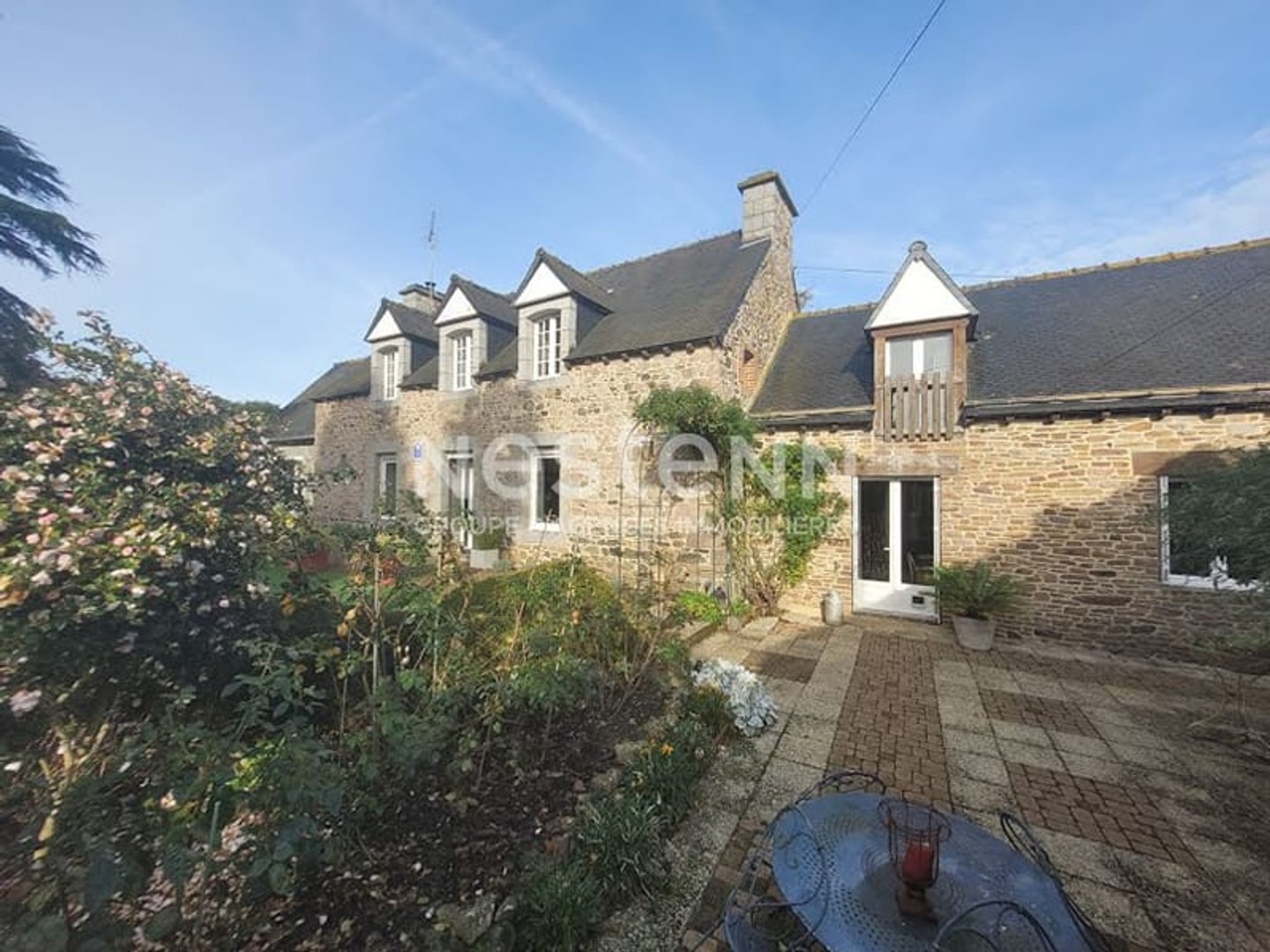 Maison 8 pièces 170 m²