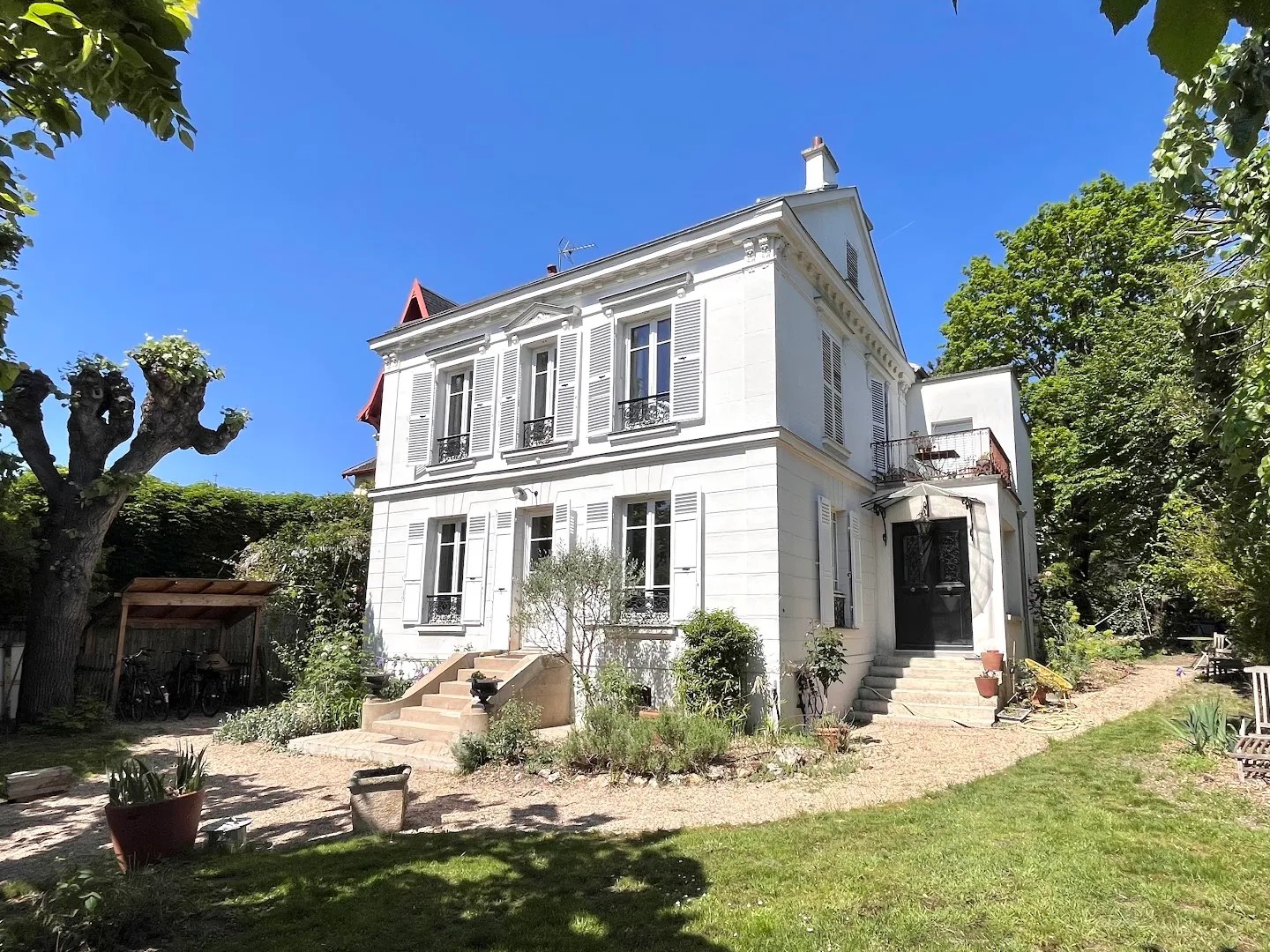 Maison 8 pièces 180 m²