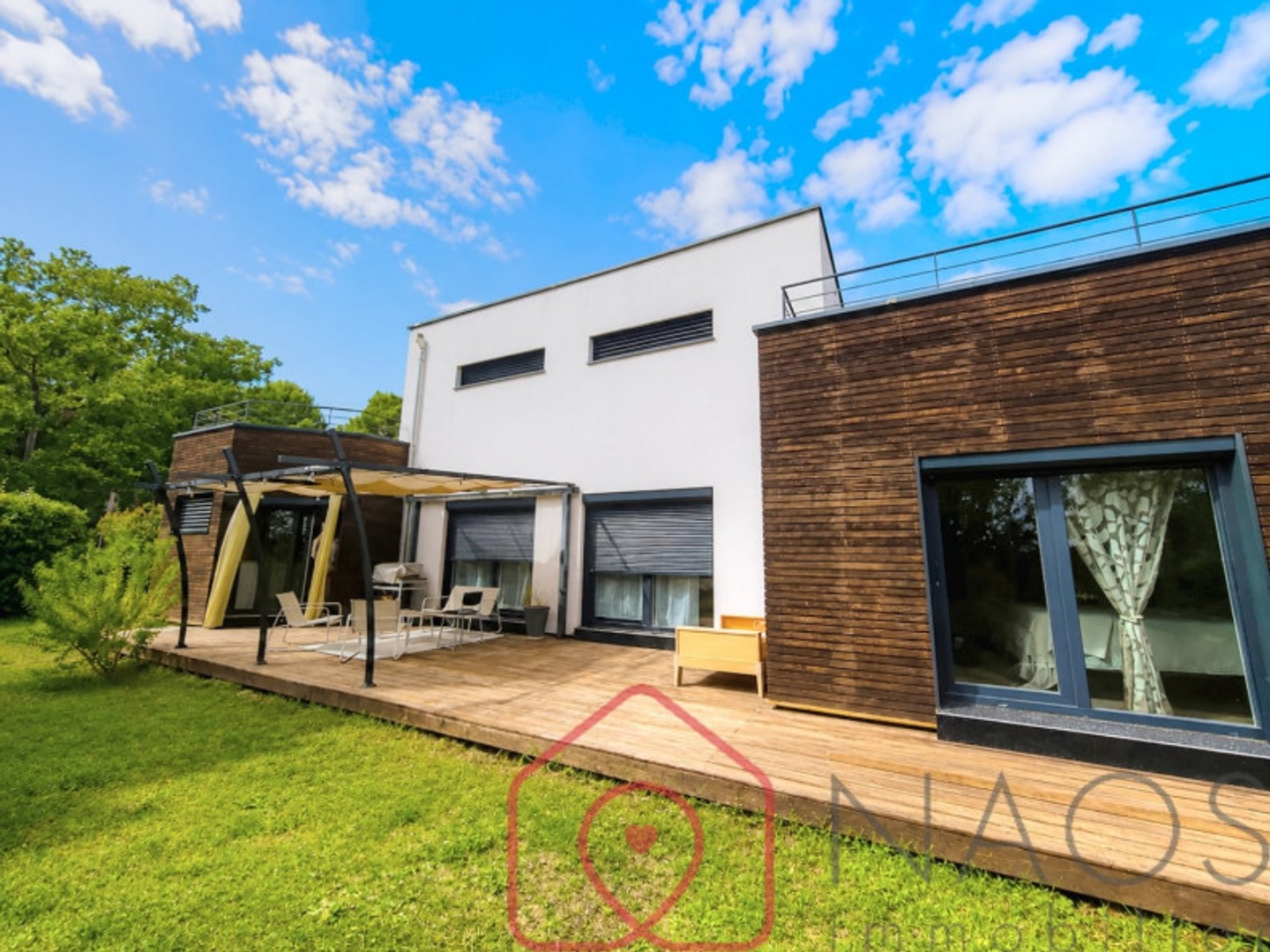 Maison à vendre - 5 pièces - 175m2 - Manosque (04100)