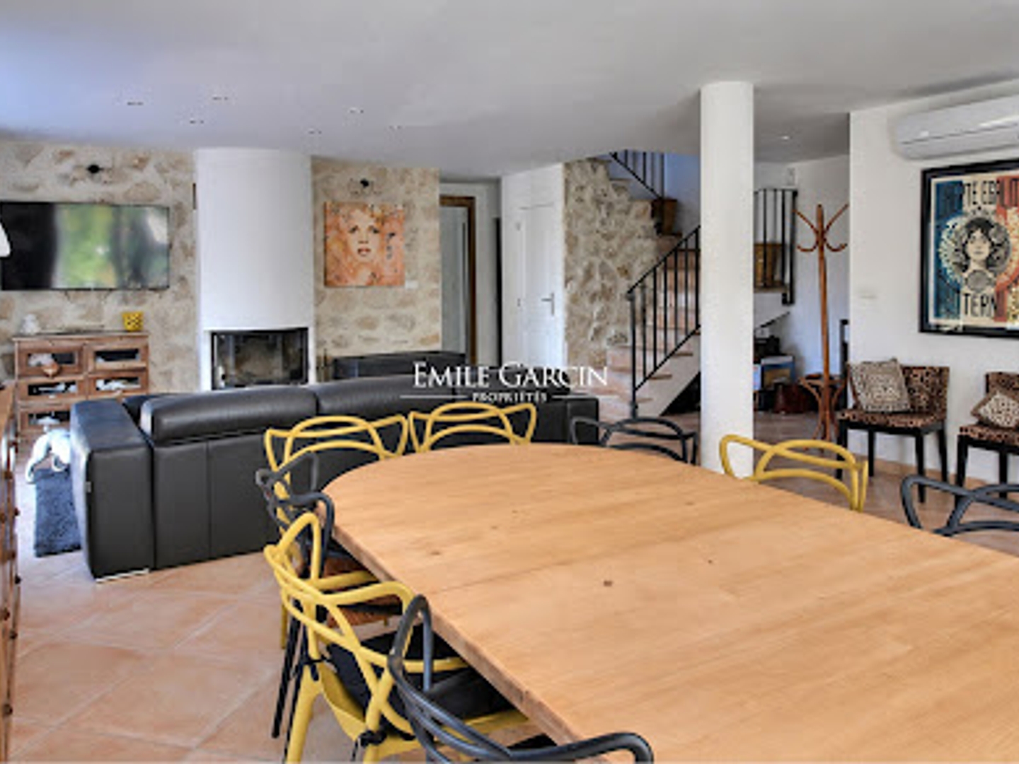 Maison à vendre - 8 pièces - 170m2 - Nîmes (30000)