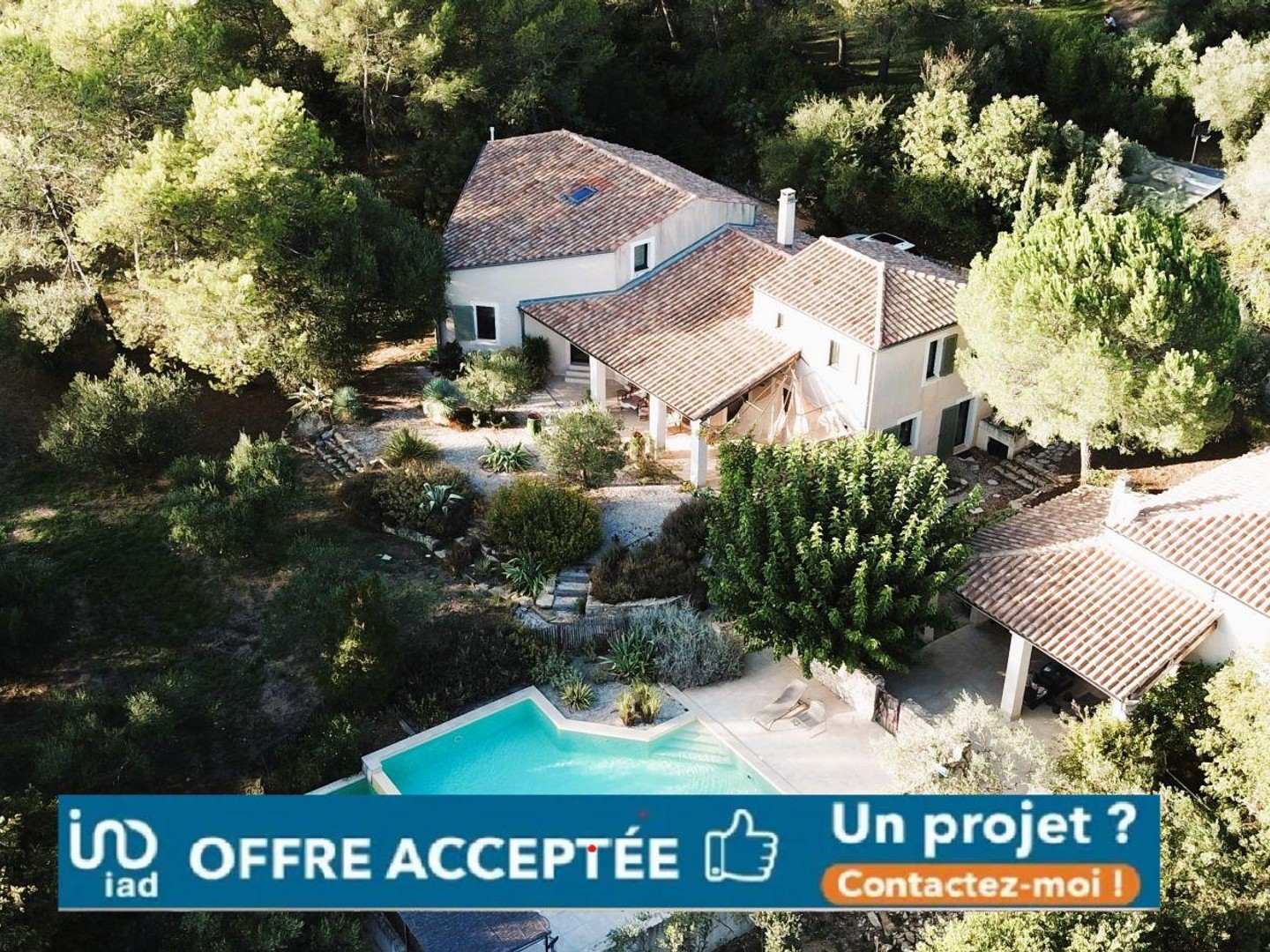 Maison 10 pièces 300 m²