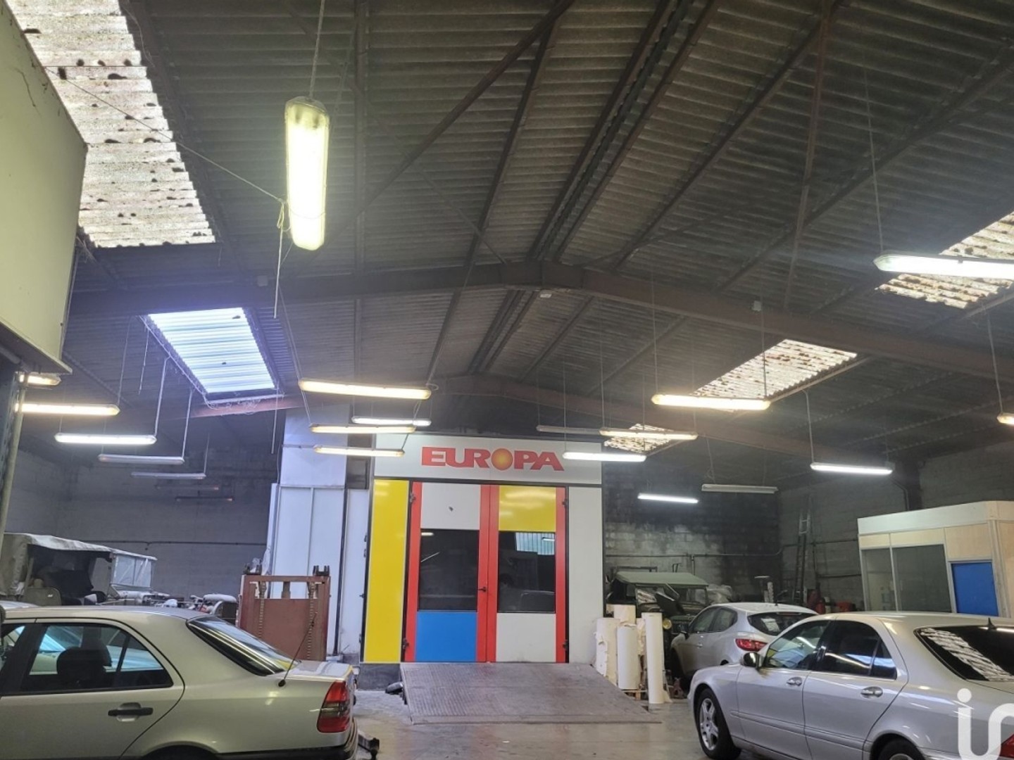 Vente Murs commerciaux 700 m²