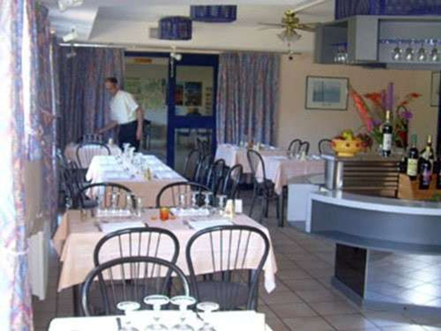 Vente hôtel restaurant de 36 chambres à Merlines