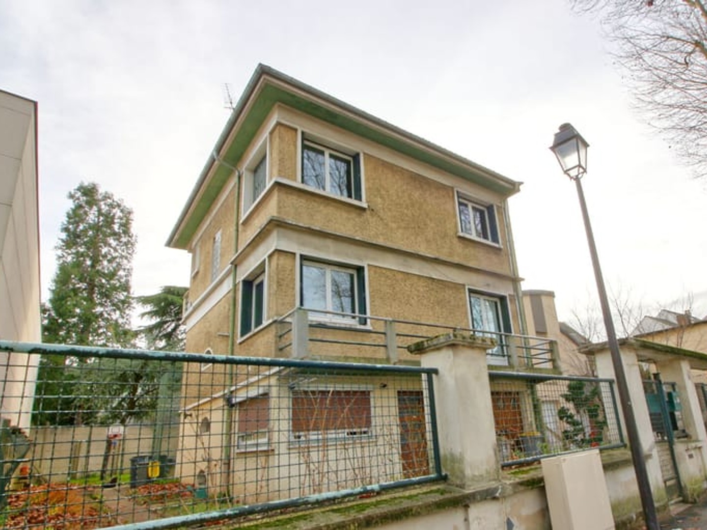 Hôtel 7 pièces 130 m²