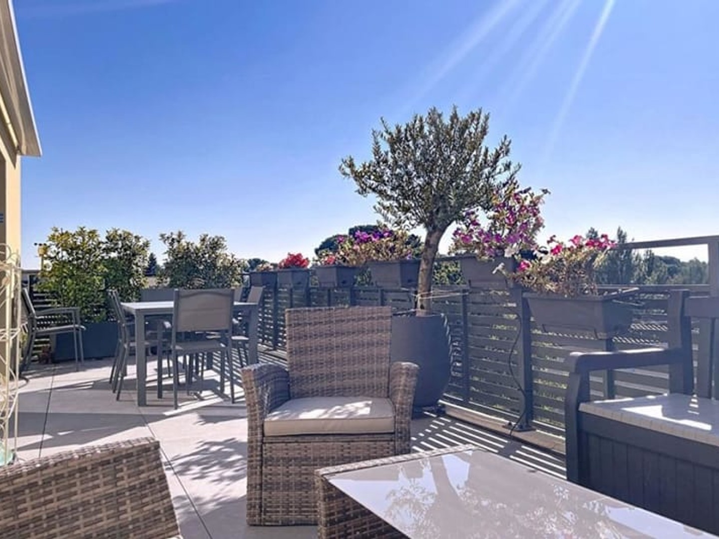 Appartement Villeneuve Les Avignon 4 pièce(s) 88.87 m2