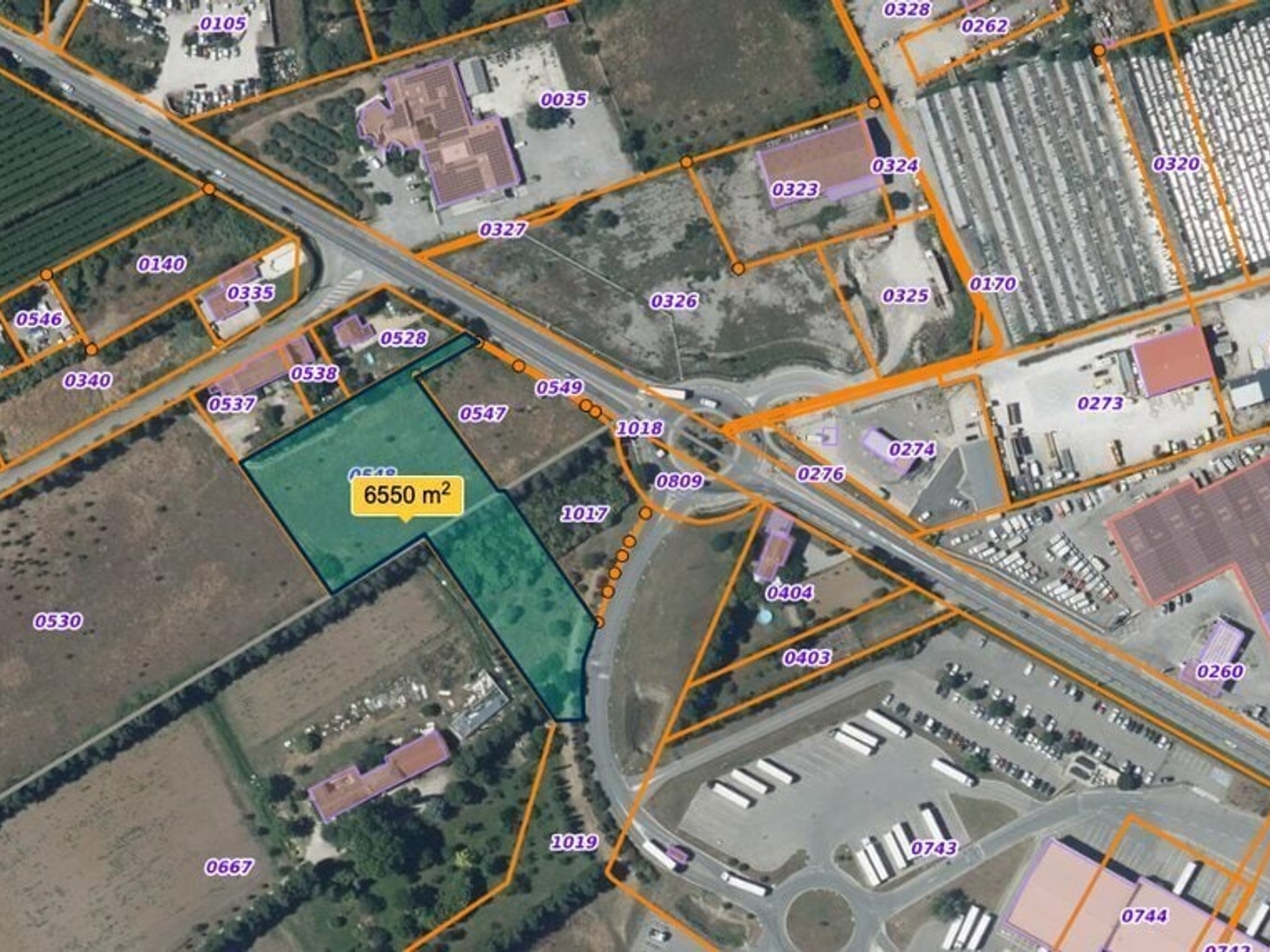 À VENDRE - TERRAIN 6599 M² - CAVAILLON
