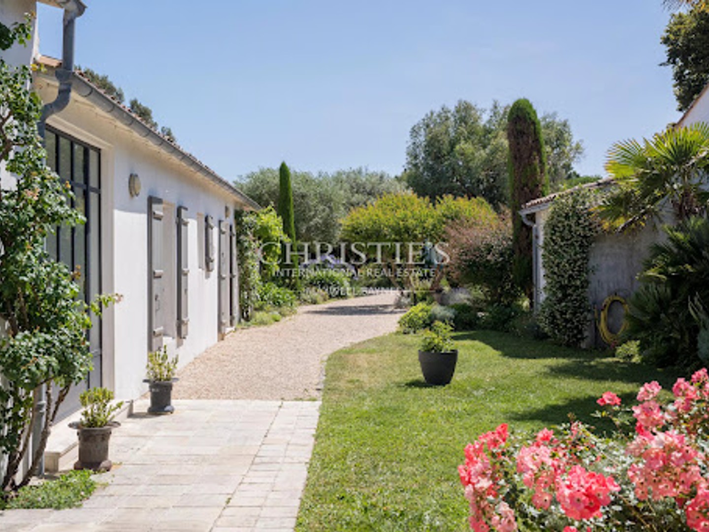 Maison à vendre - 12 pièces - 320m2 - La Flotte (17630)