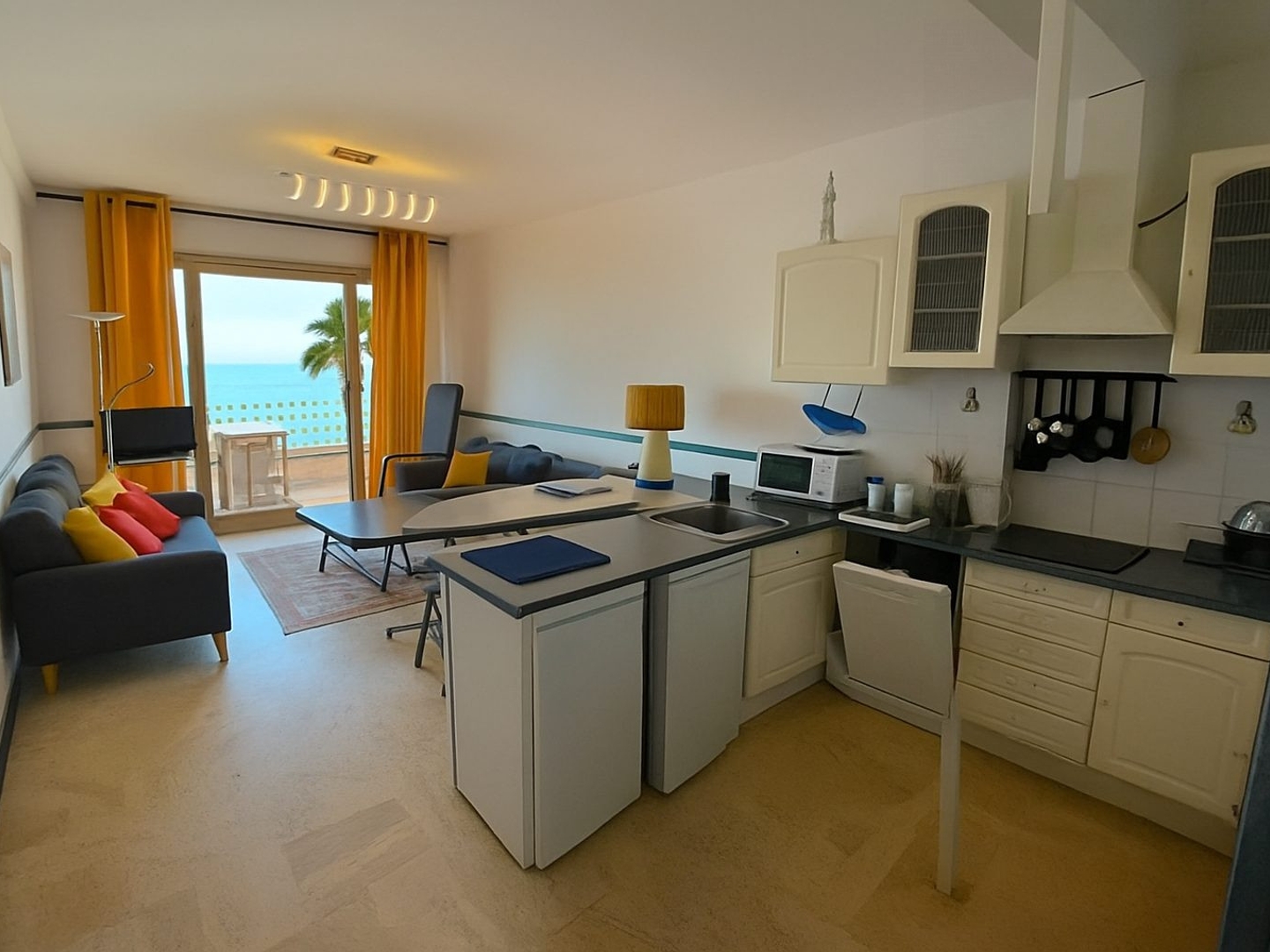 Appartement à vendre - 4 pièces - 81m2 - Antibes (06160)