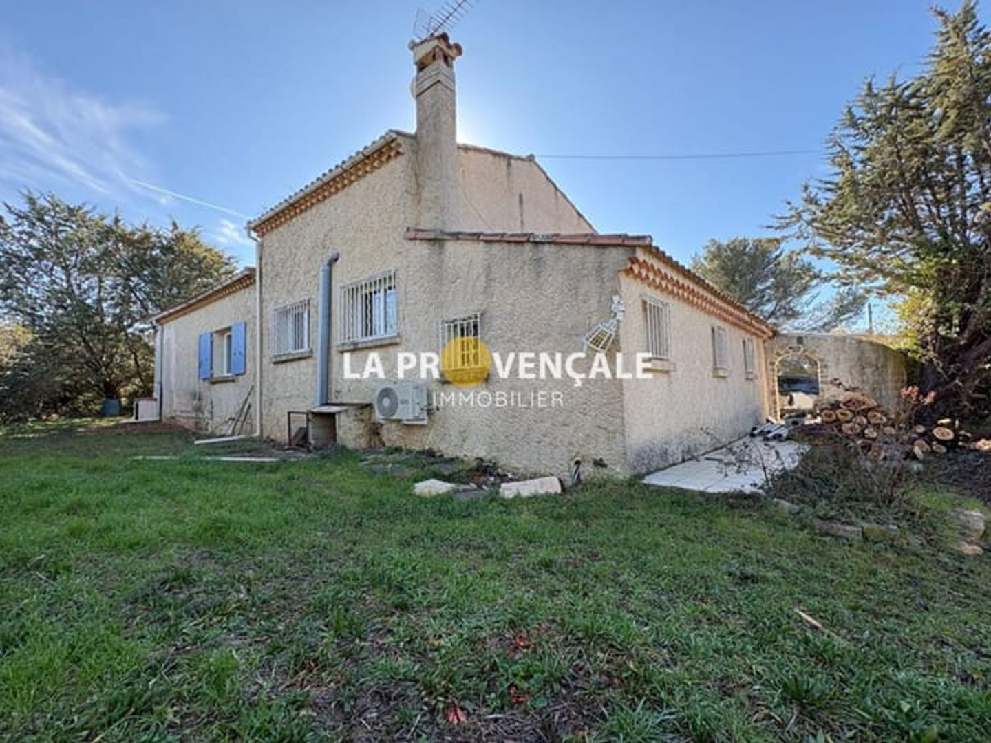 Maison à vendre - 4 pièces - 115m2 - Pourrières (83910)