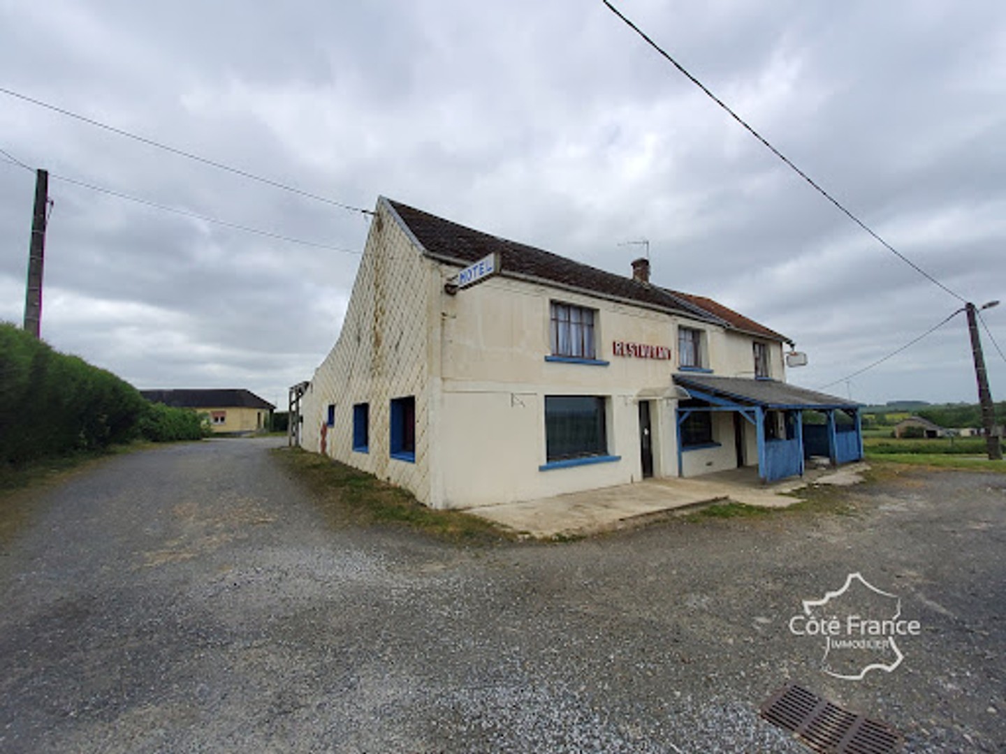 Local commercial 549 m²