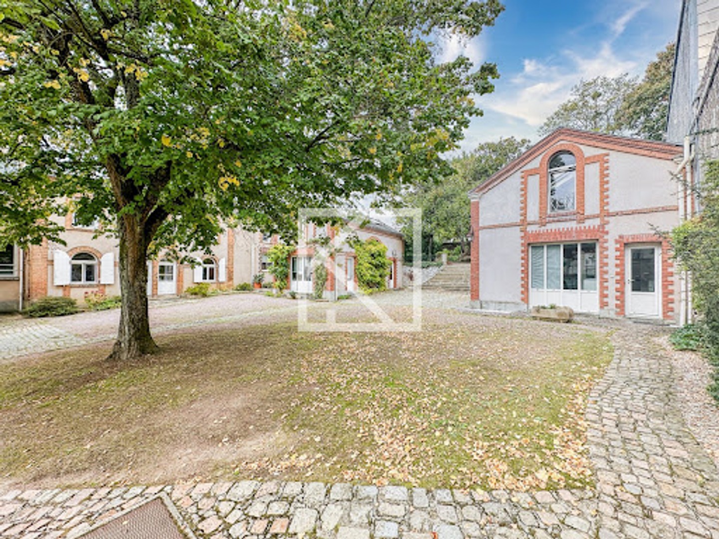 Propriété 900 m²