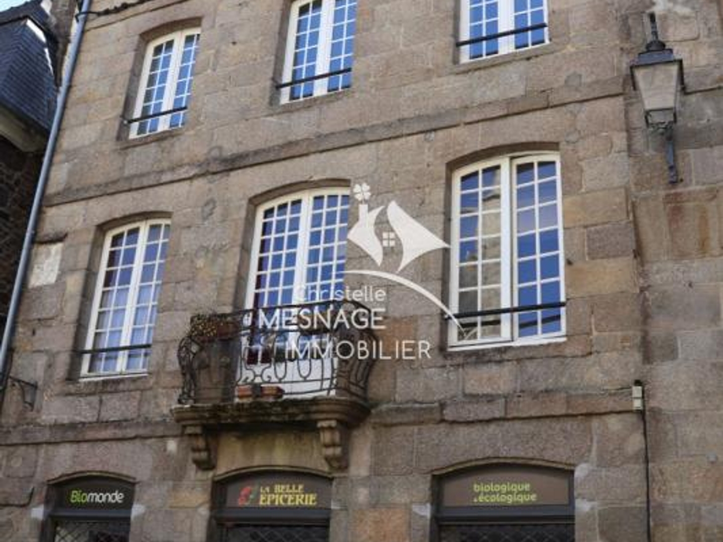 À vendre chez Christelle Mesnage Immobilier - DINAN CENTRE -