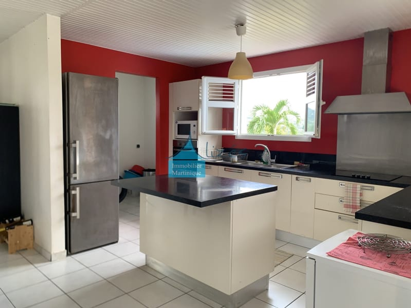Maison à vendre - 4 pièces - 146m2 - Le Lamentin (97232)