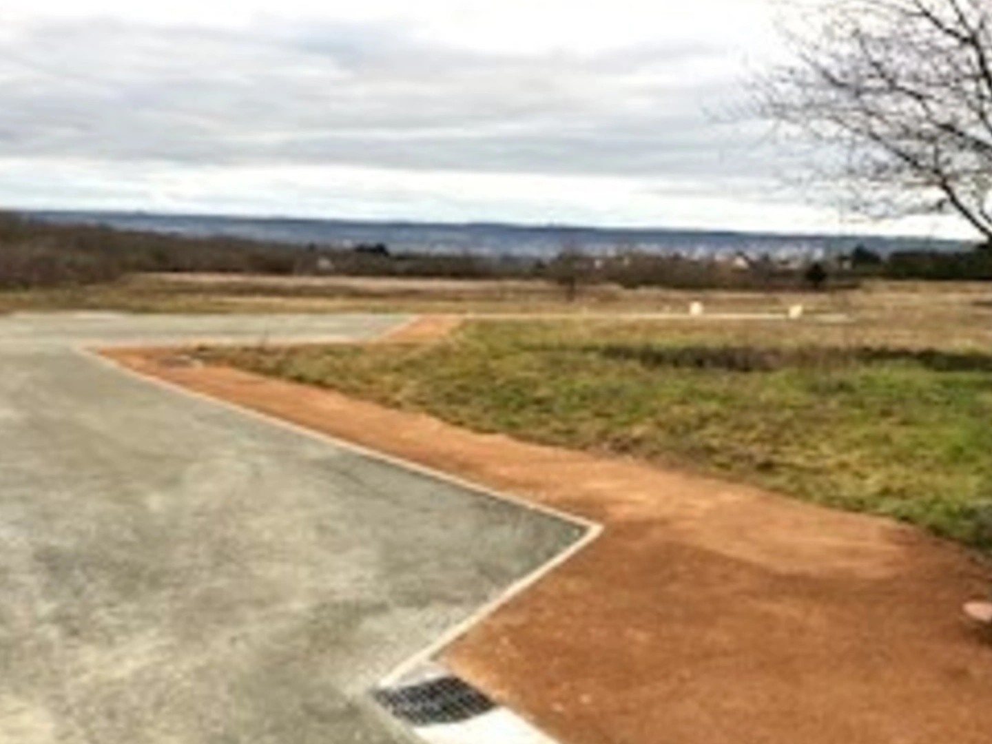 Terrain 1305 m²