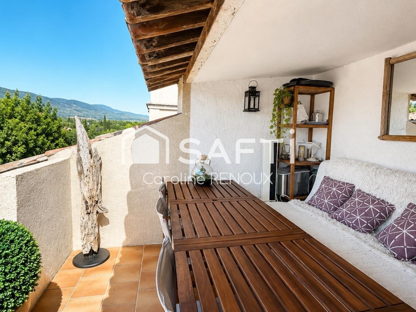 Puyvert - Maison de village de charme avec vue sur le Luberon