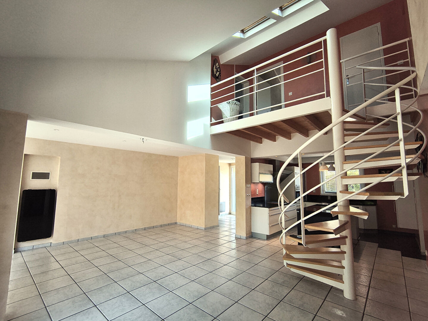 Maison à vendre - 9 pièces - 192m2 - Tallende (63450)