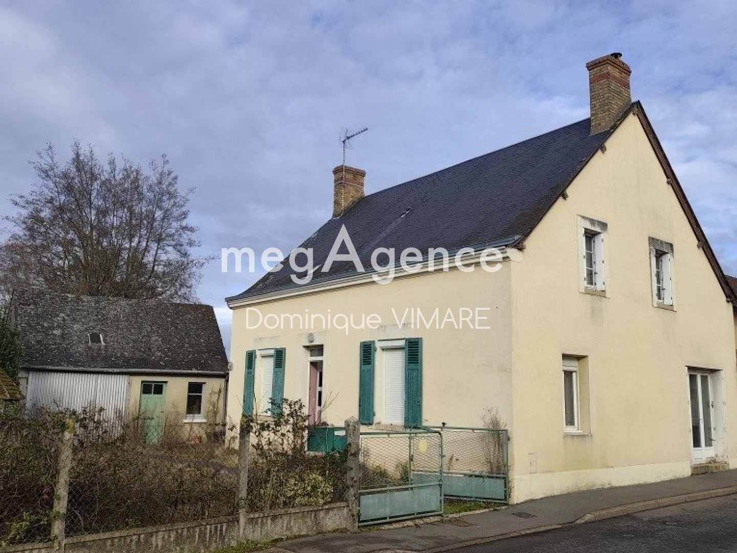 MAISON DE 3 CHS ET 1 GARAGE