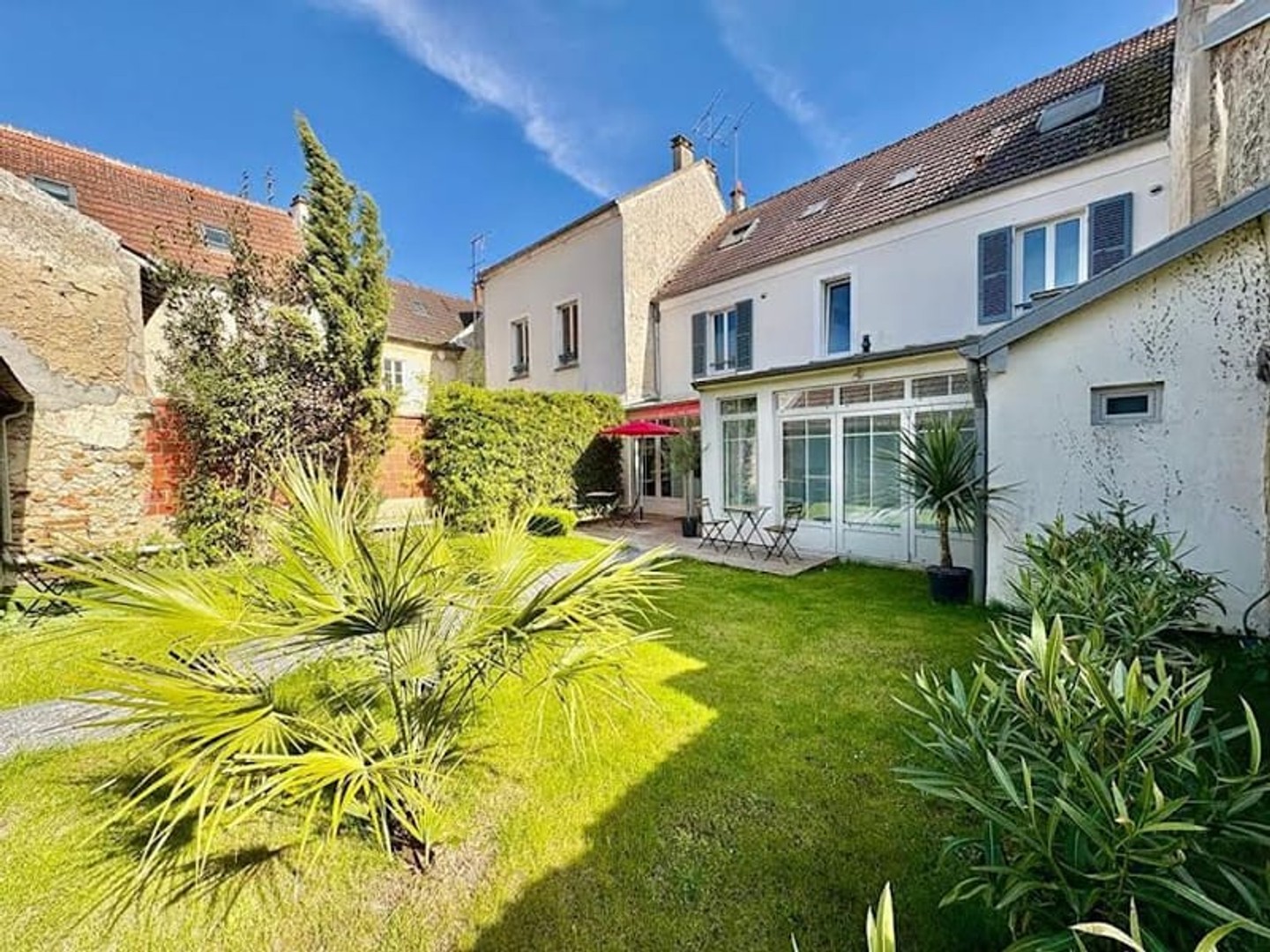 Maison à vendre - 1 pièce - 200m2 - Couilly-Pont-Aux-... (77860)