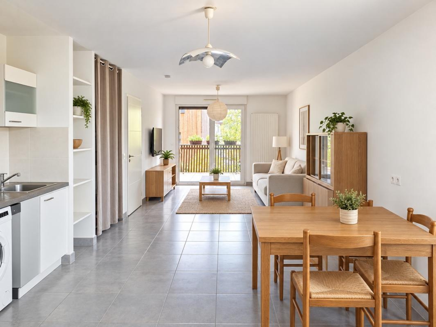 STRASBOURG - 2 PIÈCES DE 48 M² AVEC TERRASSE DE 16 M² - VENDU LOUÉ