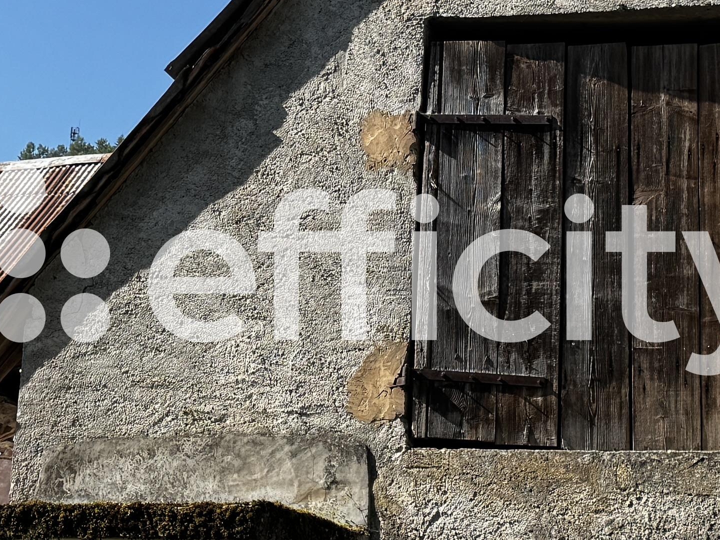 Maison à vendre - 2 pièces - 130m2 - La Chapelle-En-Va... (05800)