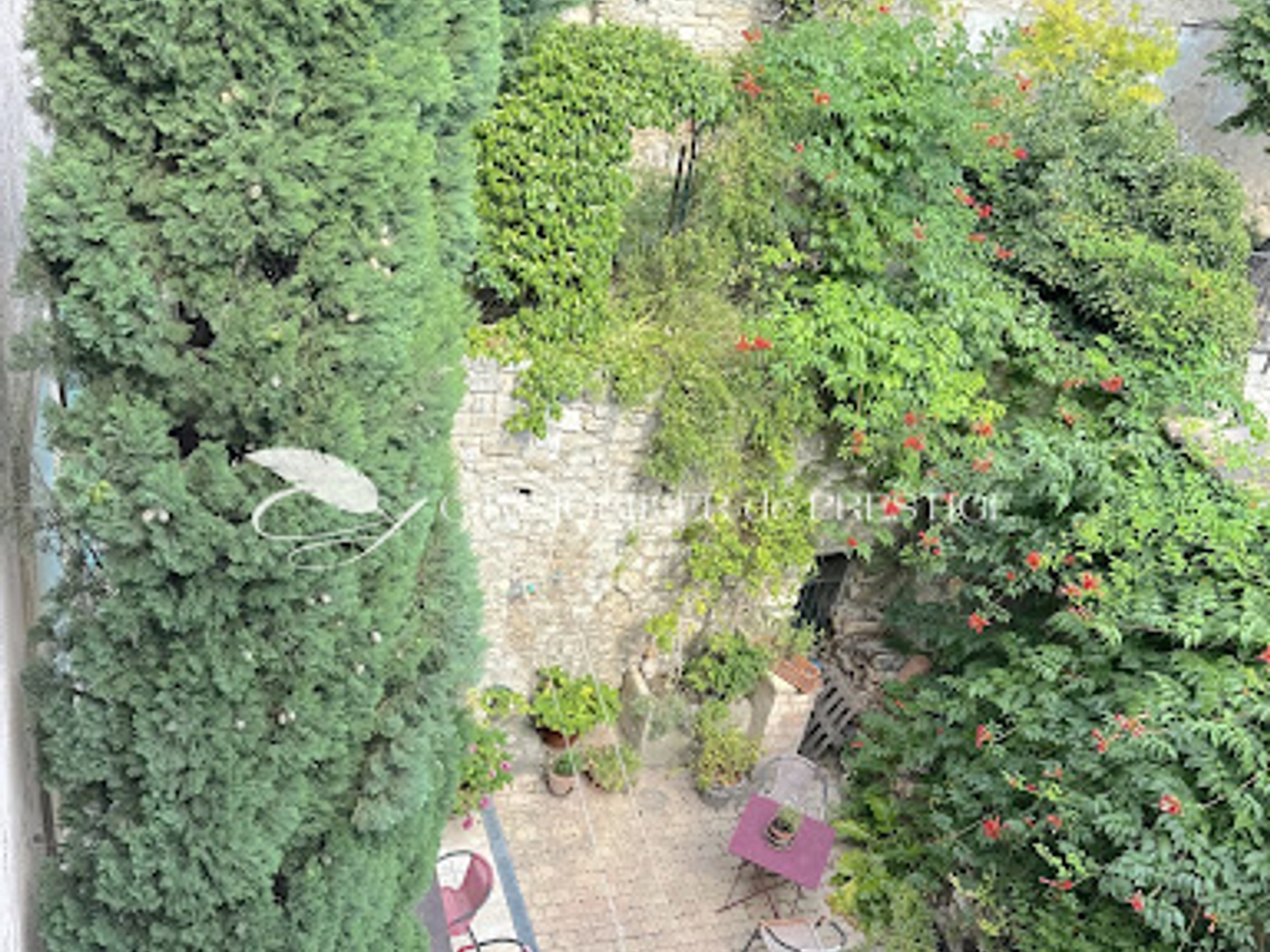 Maison 10 pièces 278 m²